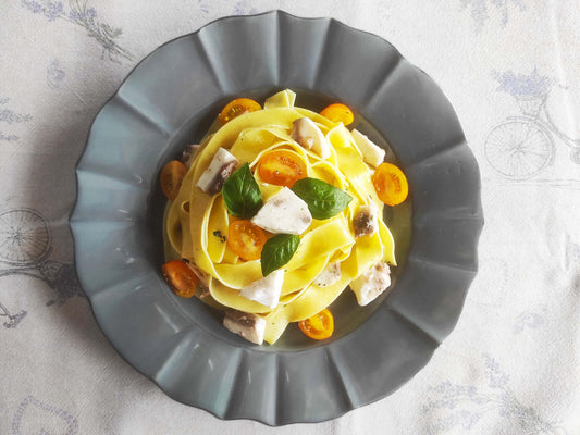 Pappardelle con ombrina e datterini gialli