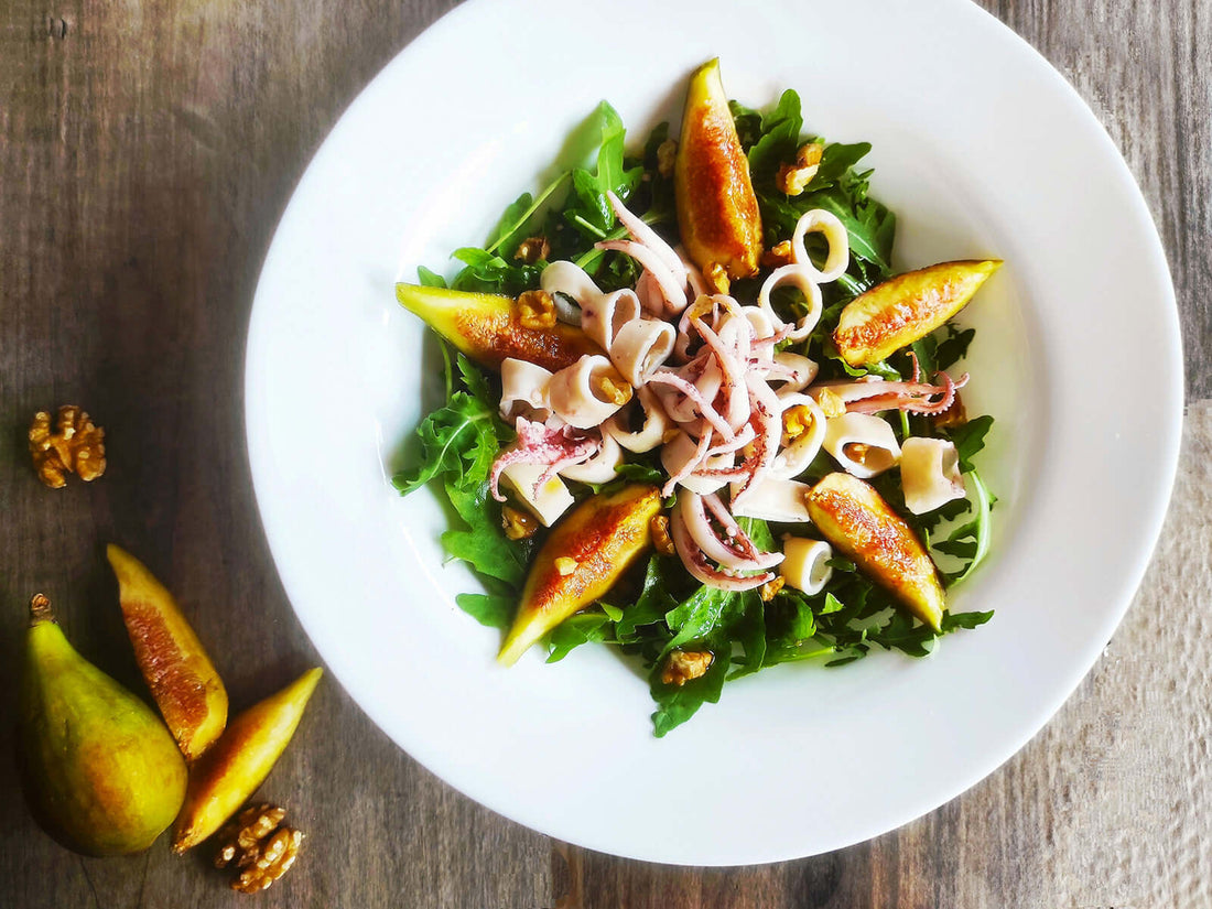 Insalata di totani, rucola, fichi e noci