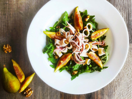 Insalata di totani, rucola, fichi e noci